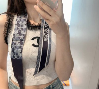 18 momme silk stars, fashionable and stylish. So easy to match, I keep many of t