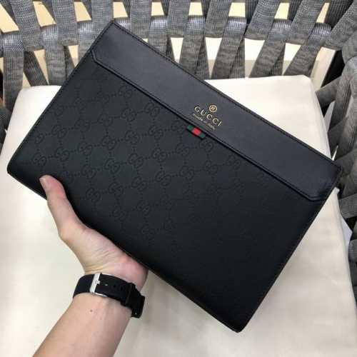 Gucci 's latest Gucci clutch features a spacious interior. This new Gucci bag is