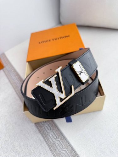Product Name: Lv..Louis..Vuitton Belt Original Single Model: Buckle, Classic Pur