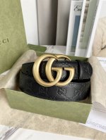 Comes with a full gift box. A classic Gucci belt, made of original top-grain ca