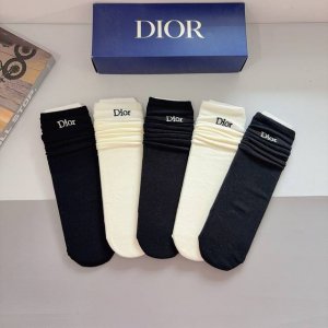 Box of 5 pairs (with packaging) Dior high-quality embroidered knee-high socks,
