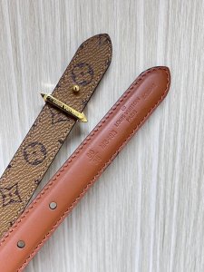 2.0 width, new style of the season, double-sided belt with imported cowhide on o