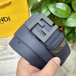 Miumiu new brushed T-shirt Classic large logo letter brushed and silicone frame