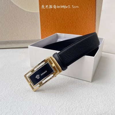 Special Versace Imported Calfskin, Soft And Smooth To The Touch, Paired With A P