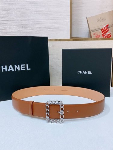 Chanel 24P Cc Rhinestones. Chain Link Logo Buckle. Imported Calfskin Leather Bel