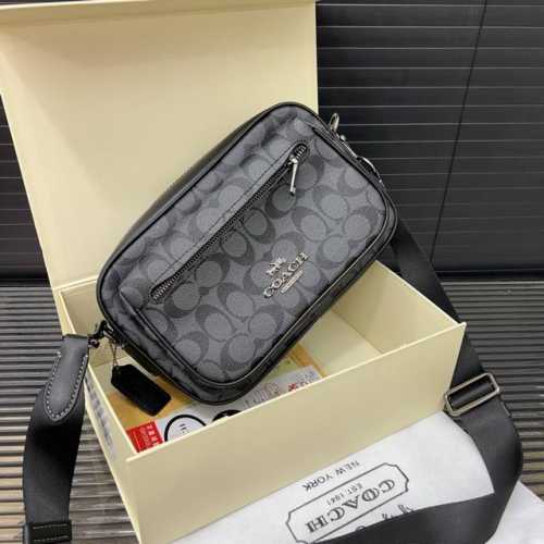 Coach Graham Elise shoulder bag, men's crossbody camera bag, classic logo design