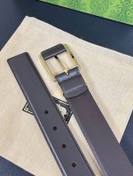 New for the season, this belt features a neutral-toned, refined cowhide leather