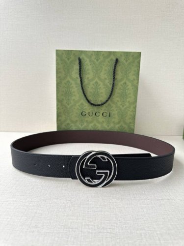 Gucci 4.0 Cm Wide Belt From The Pre-Spring Collection Reinterprets The Brand's C
