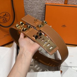 Collier De Chien 45 BeltEpsom calfskin belt with metal buckleThis Collier De Chi