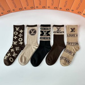 Special Packaging Louis Vuitton New Mid-Length Slouch Socks! Five pairs per box,