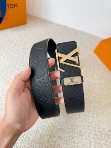 Product Name: Louis Vuitton Belt - Original Single Belt Model: Hook, Classic Pur
