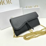 Dior D23 Color: Black Size: 19*10.5*3.5 Dior counter synchronization, shoulder c