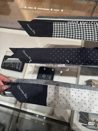 Dior Twilly silk scarf, polka dot black, classic style, slender shape, pointed e - Click Image to Close