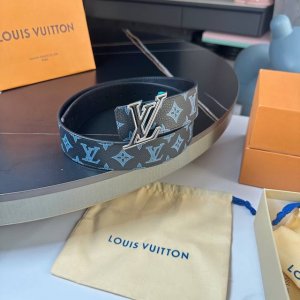 Original Packaging 1.0 L0Uis Vuitt0N New Season Men's Original Single Belt, 40mm