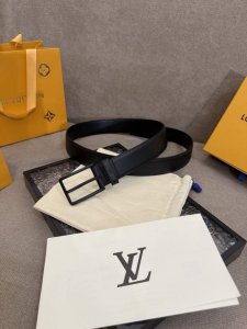 Lv French Synchronization - 1:1 Quality - Boutique Grade 3.5cm Original Imported