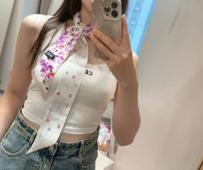 Chanel Twilly scarf is here, Chanel starlight letters, a real cutie, everyone h