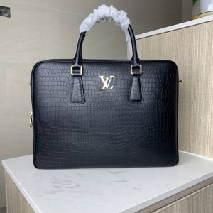 The latest hot-selling Lv double-zip crocodile-print briefcase from our top-tier