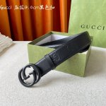 Gucci classic style. Imported original embossed calfskin with original plain wea
