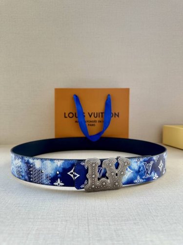 4.0 Width Lv Initials Mng Bandana Double-Sided Belt: A Fresh Take On A Classic D
