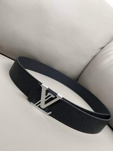 Special Lv Louis Vuitton 4.0 Heat-Pressed 3D Calfskin High-Quality Steel Buckle