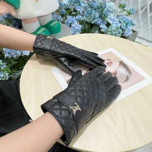 New Men's and Women's Gloves with Packaging, Exclusive First Release, Touchscre