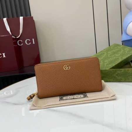 Top-of-the-line Gg Marmont Series Long Wallet This Gg Marmont Series wallet, cra - Click Image to Close