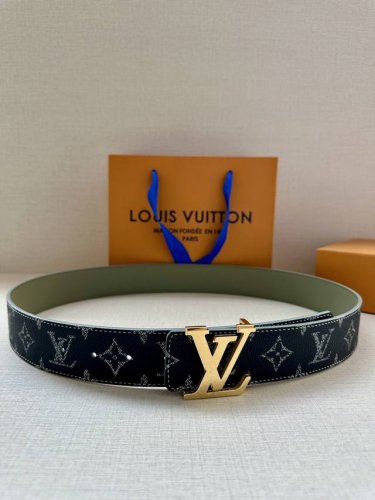 Special 4.0 Width: The New Lv Initiales Double-Sided Belt From The 2025 Spring/S