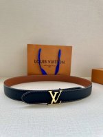 3.4 Wide Lv Shield double-sided belt is inspired by the letters and Monogram flo