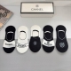 Comes with packaging, 5 pairs per box. New Chanel high-end boat socks! Classic