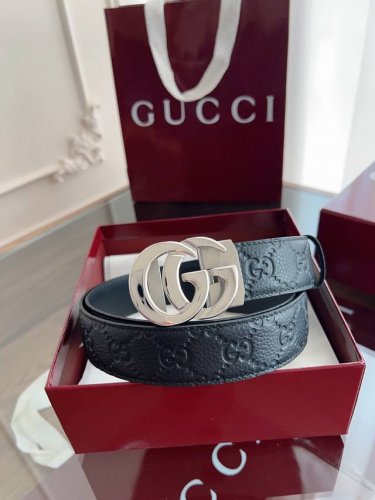 Gucci automatic smooth buckle belt, crafted from stainless steel, 35mm wide, dou