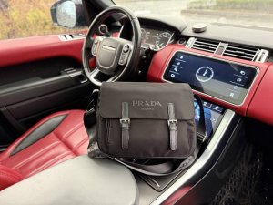 High-end, latest Prada shoulder bag. Prada messenger bag with logo, adjustable