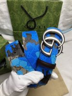 Gg Marmont collection draws inspiration from classic silhouettes, featuring a do