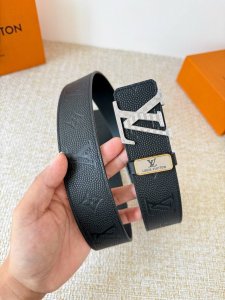 Product Name: Louis Vuitton Belt - Original Single Belt Model: Hook, Classic Pur