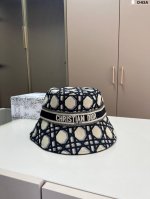 Dior new original bucket hat exquisite and pure style very feeling, very cool an
