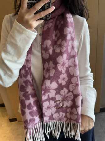New Arrival! 2025 Fall/Winter Chanel Unisex High-End Cashmere Knit Scarf! Suitab - Click Image to Close