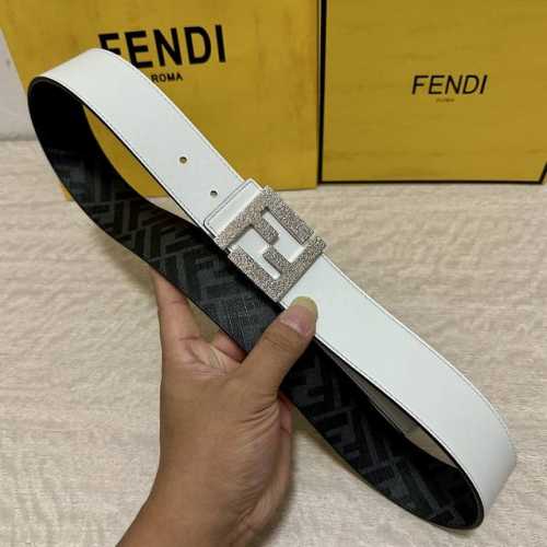 Fendi boutique style, 4.0cm wide, double-ring reversible belt with snap fastener