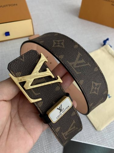 Product Name: Louis Vuitton Belt - Original Single Belt Model: Hook buckle, clas
