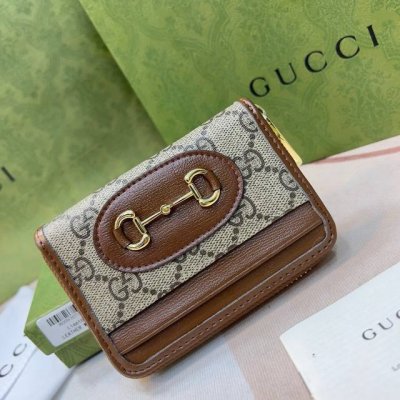 Guccl 195501 Color: White Dimensions: 11.5*8.5*3 Newly released: Gucci 1955 Hors