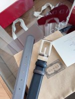 Gucci Italian imported first layer calfskin leather. Width 3.5cm. Silver Gg rota