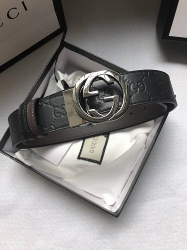 Delivery counter full set gift box packaging. Gucci: original single layer leat