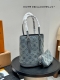 Gift box packagingLv denim embossed bucket bag two-in-oneMatch series underarm b
