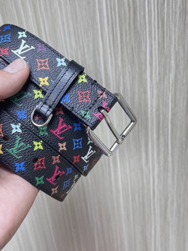 Louis Vuitton Collaborates With Japanese Artist Takashi Murakami To Create The L