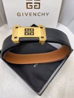 - Givenchy: Original top-grain cowhide with elephant grain, lining with top-gra