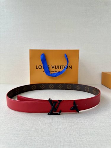 Special 3.0 width Pretty Lv double-sided belt interprets two styles with gorgeou