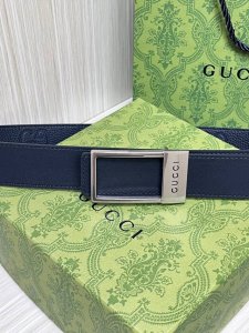 New model of the season, connecting the past and present of the brand, continue