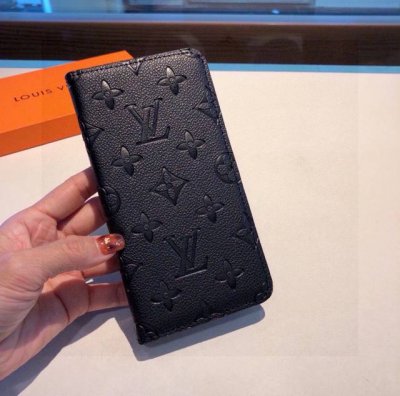 Same style as Louis Vuitton official website, lychee embossed leather case, Lv m