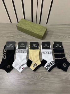 Special Gucci Gucci G new socks, one box of five pairs of jacquard classic logo,