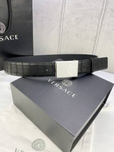 Width 4.0 Cm Versace This Stylish Deer Leather Belt Is Crafted From Soft Calfski