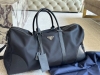 Unboxed Size: 55*25cm Versatile and durable Prada black travel bag Looks great o