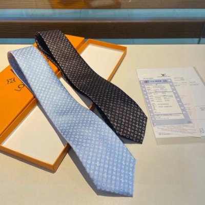 Lv monogram tie, Louis Vuitton classic tie monogram jacquard design, a must-have